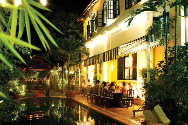 attraction-Where to eat in Phnom Penh Restaurnat.jpg